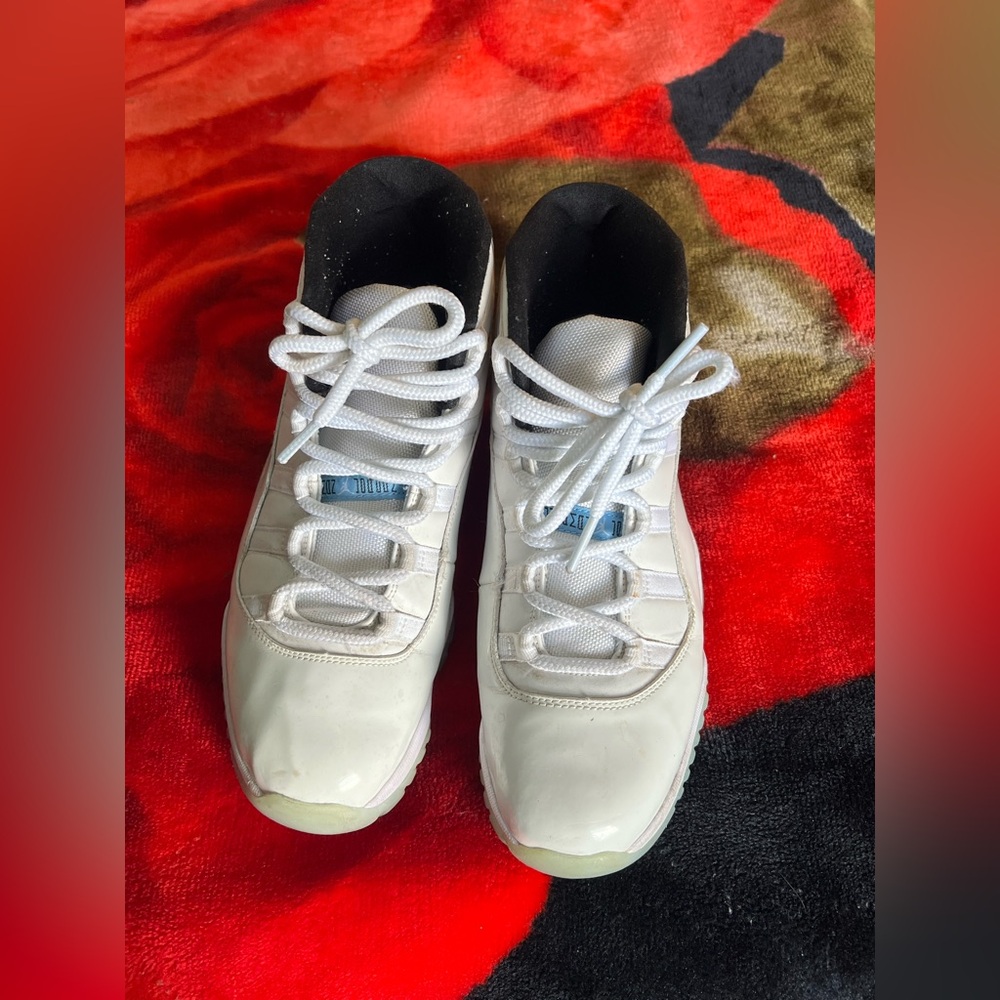Jordan 11 - Picture 4 of 4